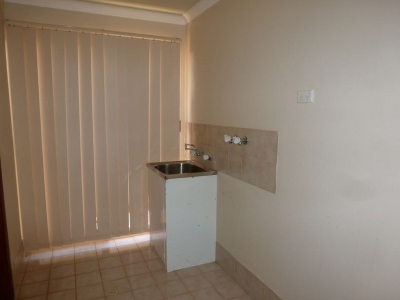 8A Paddington Drive, Hannans WA 6430