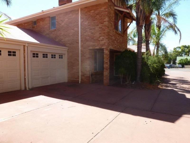 2/110 Collins Street, Lamington WA 6430