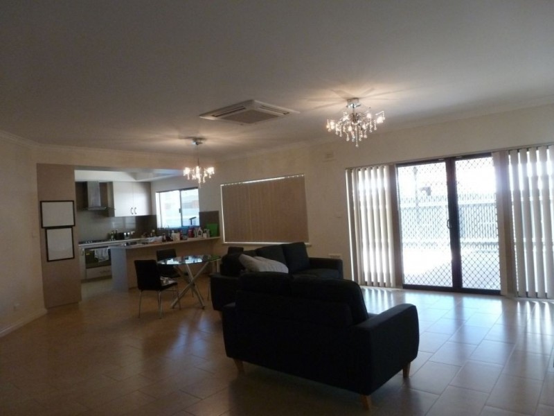 5 Salisbury Road, Kalgoorlie WA 6430