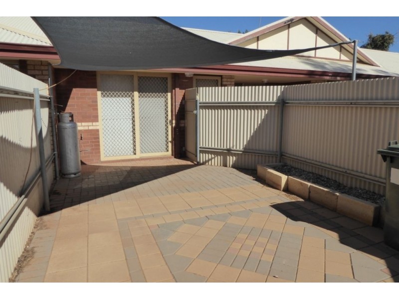 3/2 Cheetham Street, Kalgoorlie WA 6430