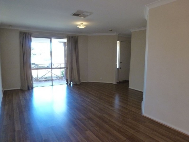 31 Burkett Drive, Hannans WA 6430