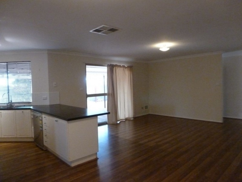 31 Burkett Drive, Hannans WA 6430