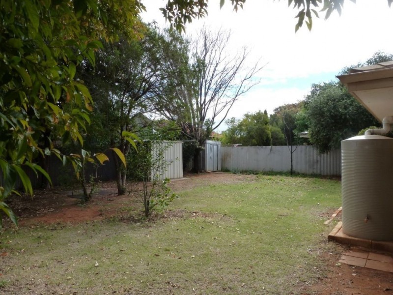 31 Burkett Drive, Hannans WA 6430