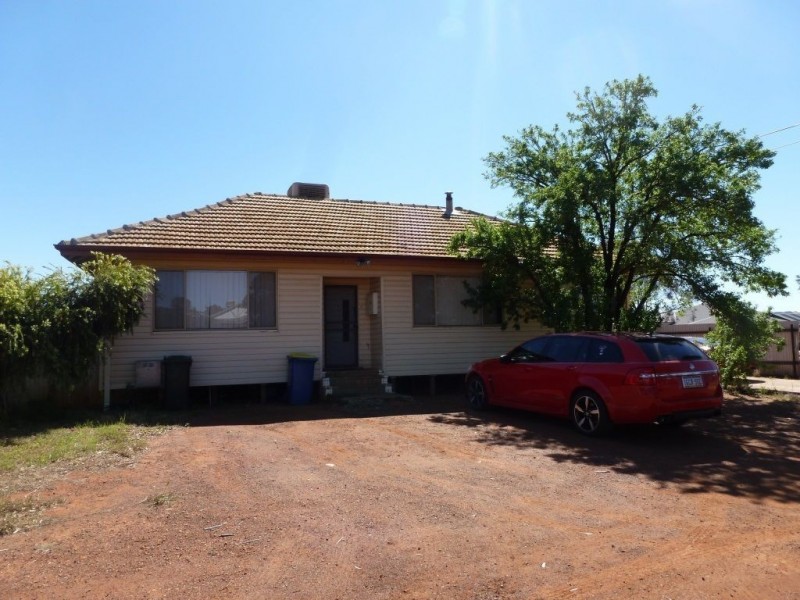 201 Wittenoom Street, Victory Heights WA 6432