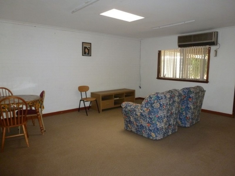 4/319 Collins Street, Lamington WA 6430