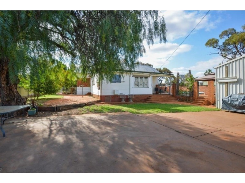 41 Ward Street, Lamington WA 6430