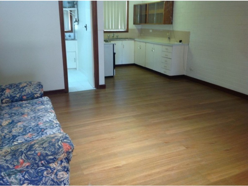 2/319 Collins Street, Lamington WA 6430