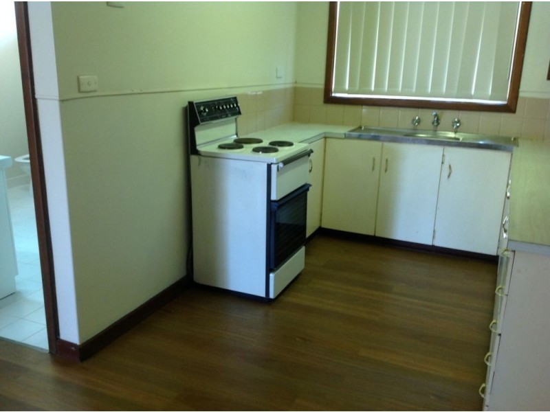 2/319 Collins Street, Lamington WA 6430