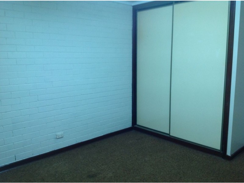 2/319 Collins Street, Lamington WA 6430