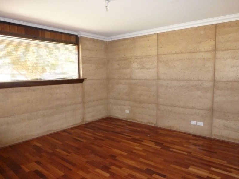 23 Evans Street, Boulder WA 6432