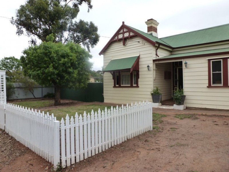 68 Addis Street, Lamington WA 6430