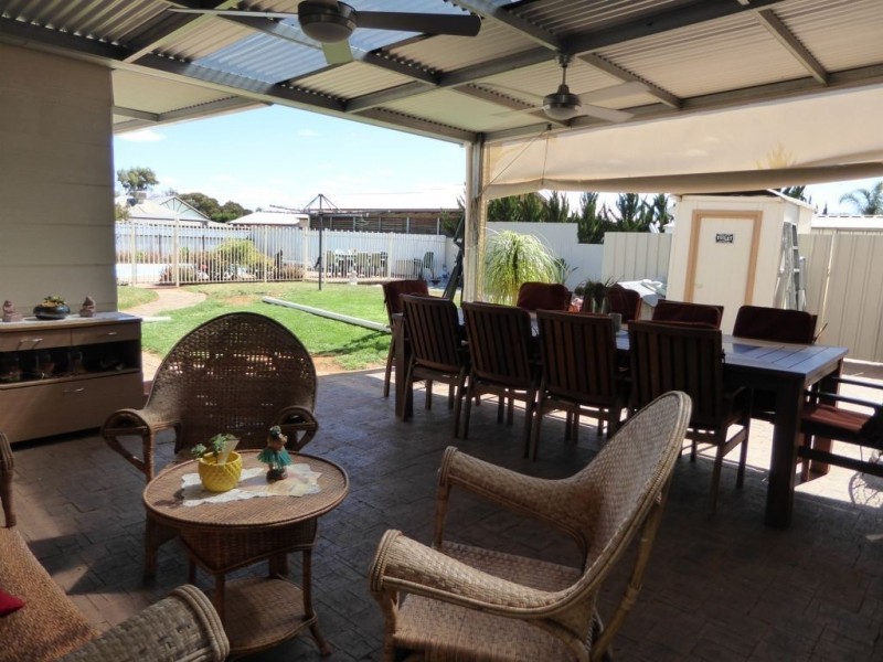 10 North Terrace, Boulder WA 6432