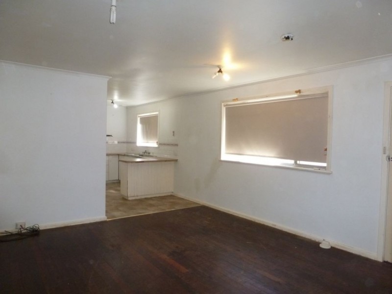 3/130 Moran Street, Boulder WA 6432