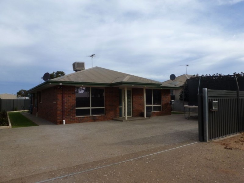 74 Millen Street, Boulder WA 6432