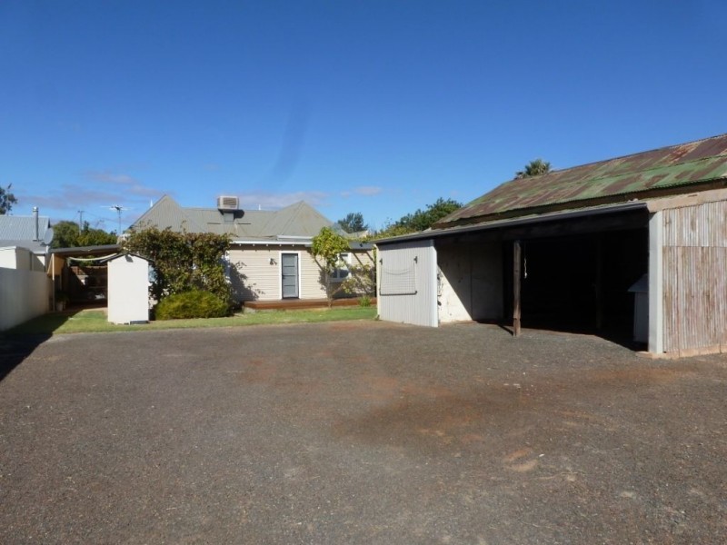 183 Burt Street, Boulder WA 6432