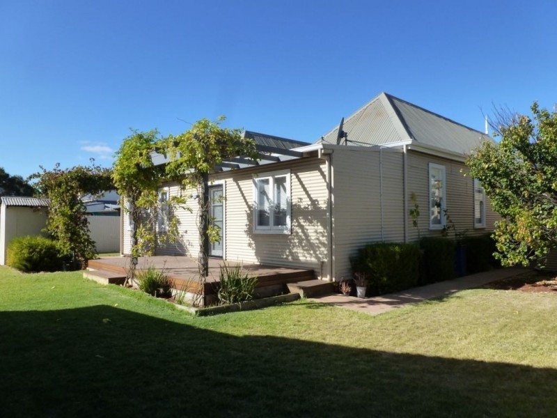 183 Burt Street, Boulder WA 6432