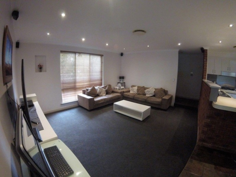 5B Kookynie Close, Hannans WA 6430