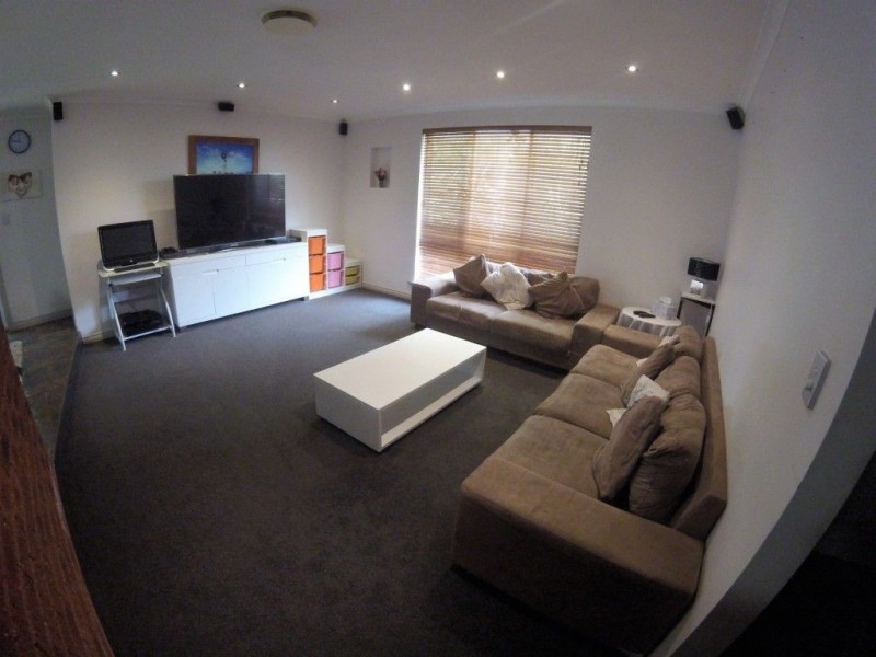 5B Kookynie Close, Hannans WA 6430