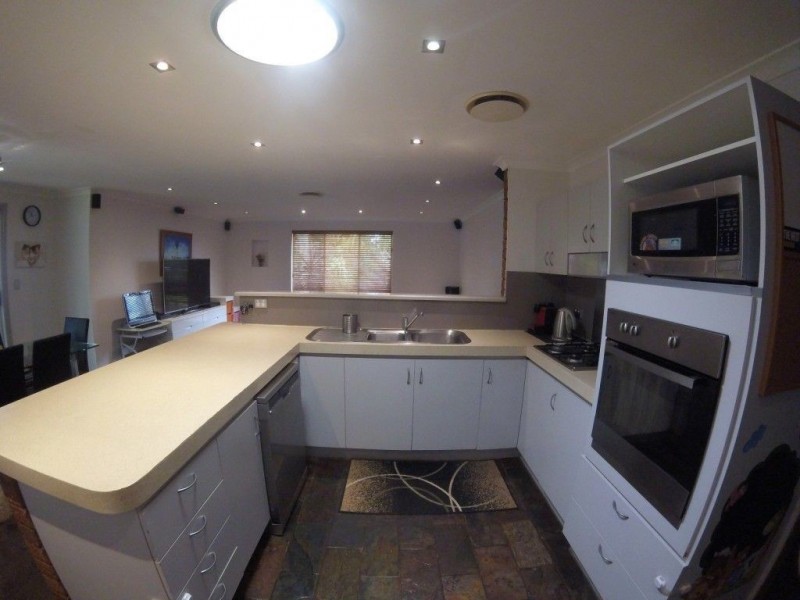 5B Kookynie Close, Hannans WA 6430