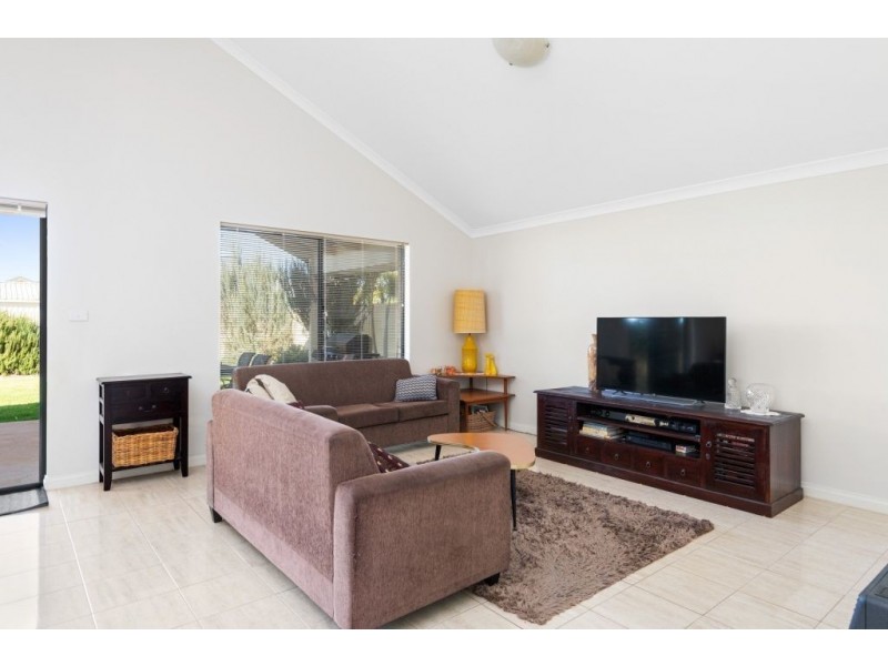 133A Campbell Street, Lamington WA 6430