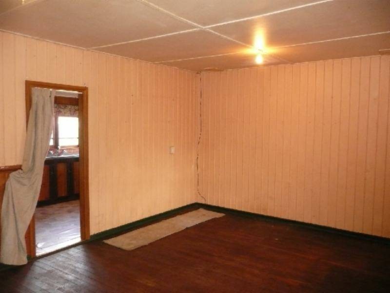 101 Sylvester Street, Coolgardie WA 6429