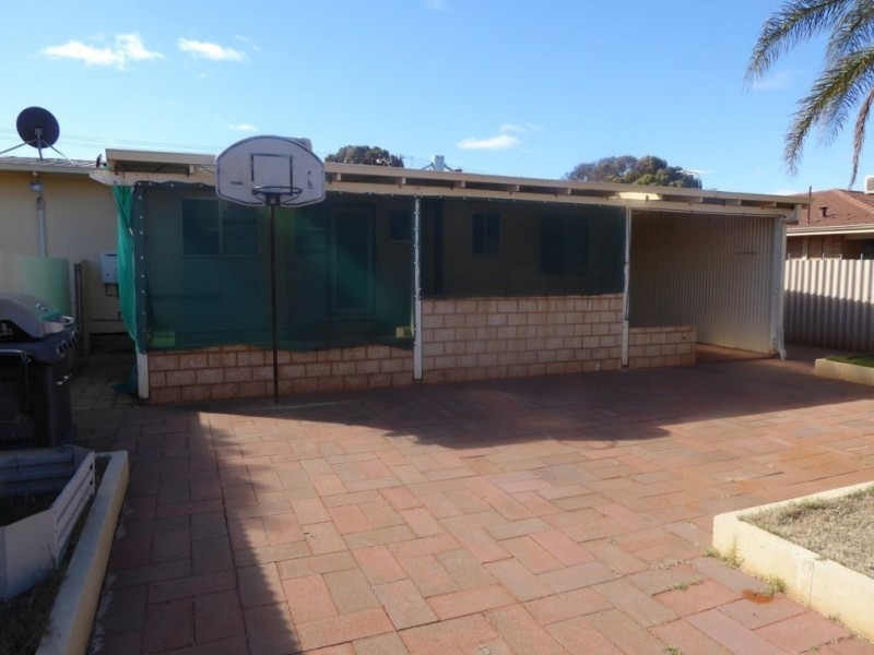 10 Sewell Drive, South Kalgoorlie WA 6430