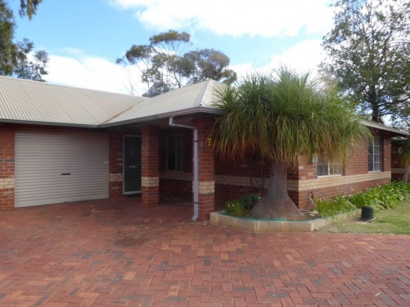 7/5 Great Eastern Highway, Kalgoorlie WA 6430