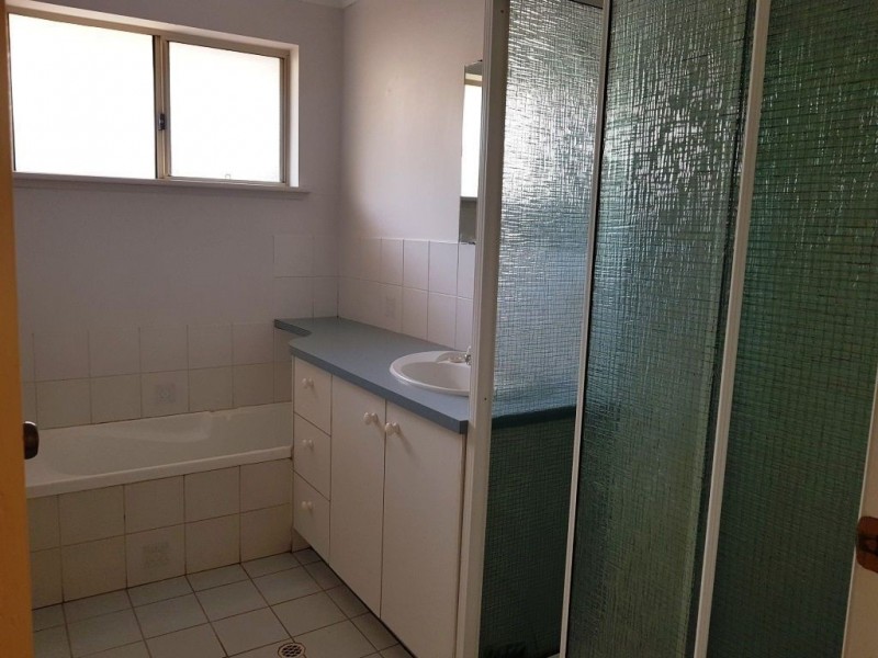 130A Collins Street, Lamington WA 6430