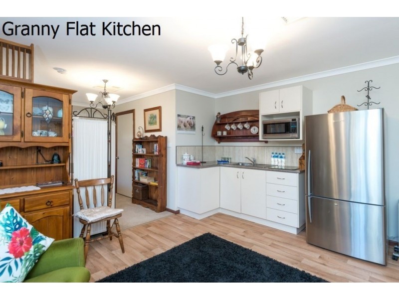 33 Salisbury Road, South Kalgoorlie WA 6430