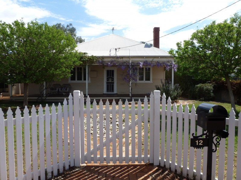 12 Elizabeth Street, Mullingar WA 6430