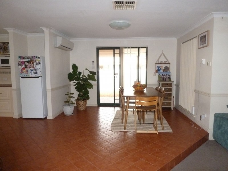 5 Tindals Crescent, Hannans WA 6430