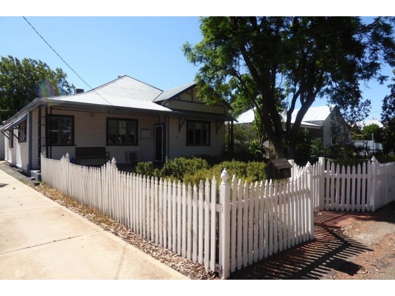 30 Addis Street, Lamington WA 6430