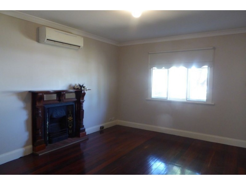 30 Addis Street, Lamington WA 6430