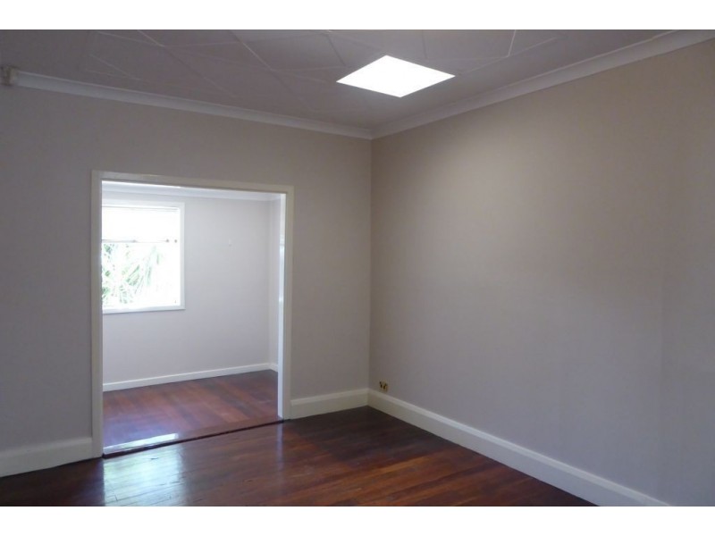 30 Addis Street, Lamington WA 6430