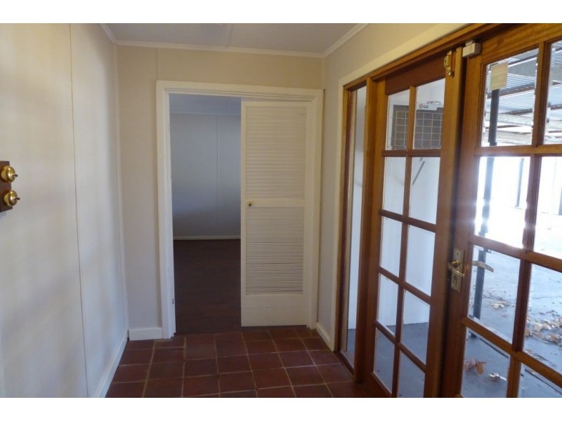 30 Addis Street, Lamington WA 6430