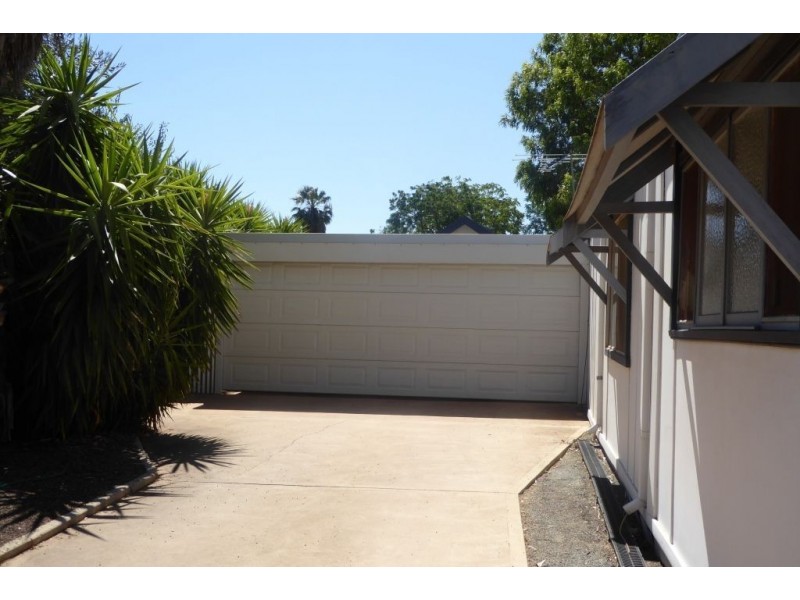 30 Addis Street, Lamington WA 6430