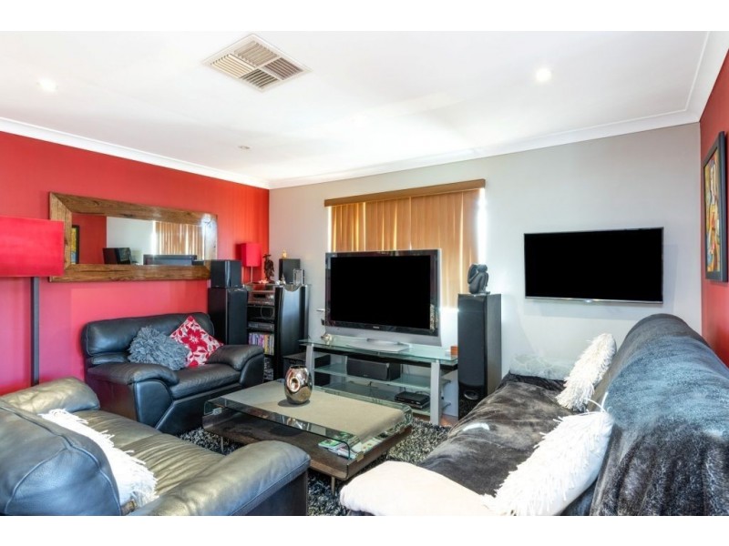 7 Nankiville Road, Hannans WA 6430