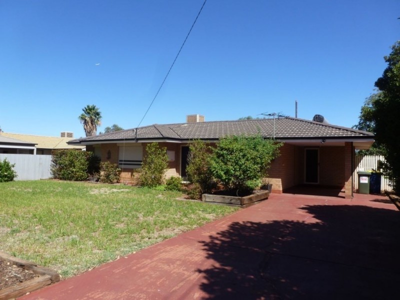 10 Moss Street, South Kalgoorlie WA 6430