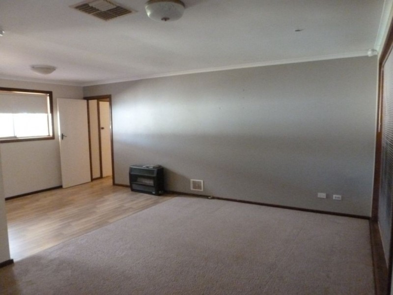10 Moss Street, South Kalgoorlie WA 6430