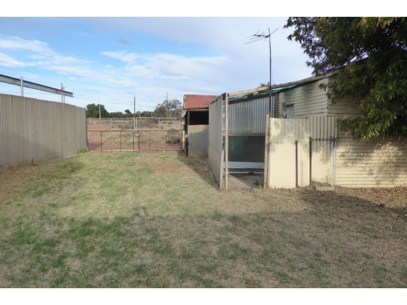 9 Hanbury Street, Kalgoorlie WA 6430