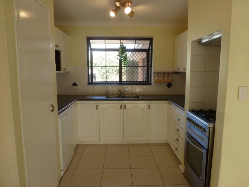 15 Bennetts Place, Hannans WA 6430