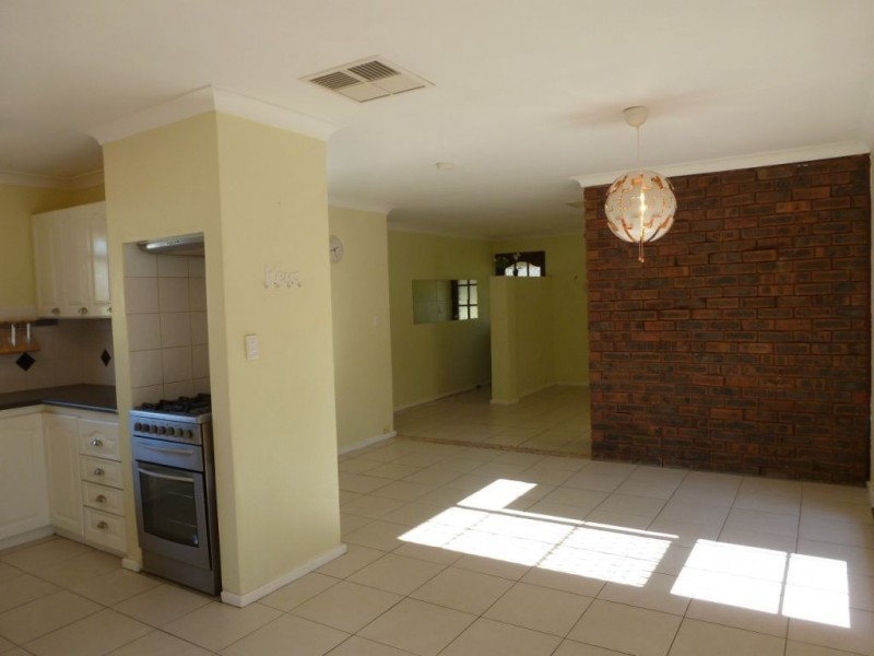 15 Bennetts Place, Hannans WA 6430