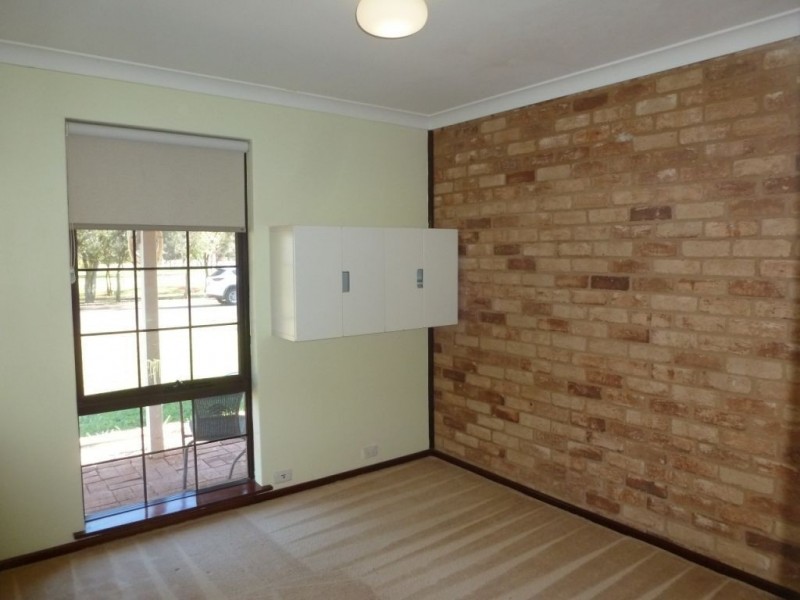 15 Bennetts Place, Hannans WA 6430