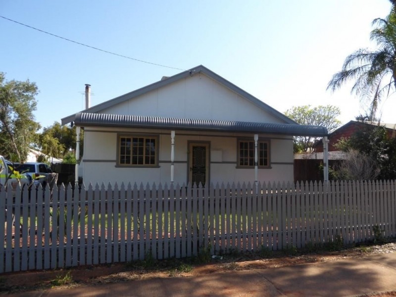 90 Killarney Street, Hannans WA 6430