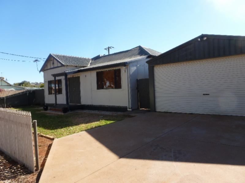 3 Rosenberg Crescent, Kalgoorlie WA 6430