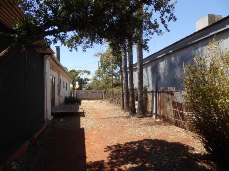 12 Whitlock Street, South Kalgoorlie WA 6430