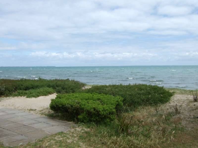 1733 Pt Nepean Road, Rosebud West VIC 3940