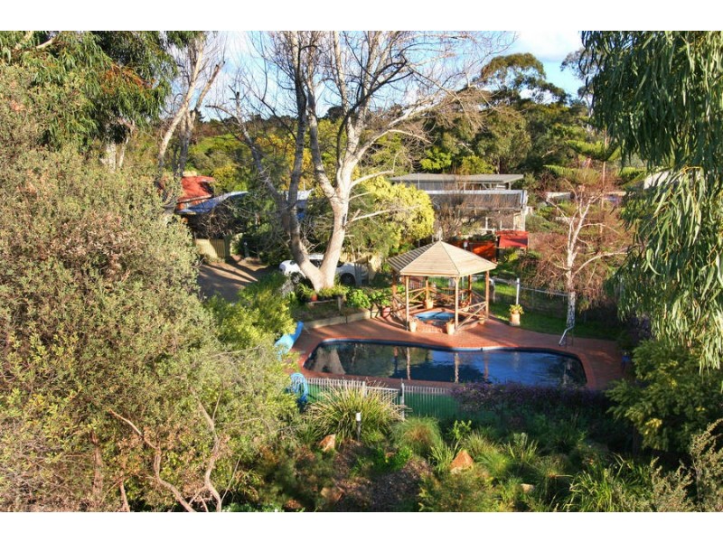 91 Eastbourne Rd, Rosebud VIC 3939