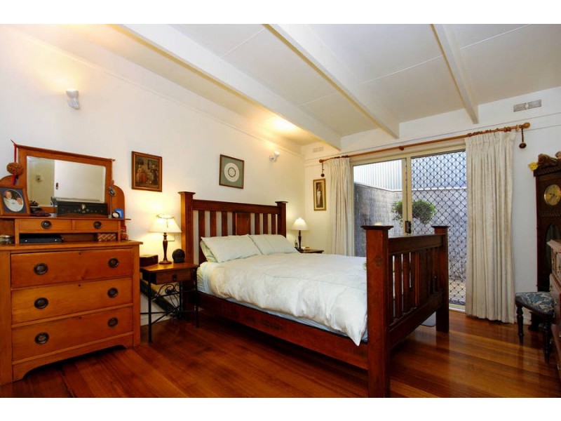 91 Eastbourne Rd, Rosebud VIC 3939