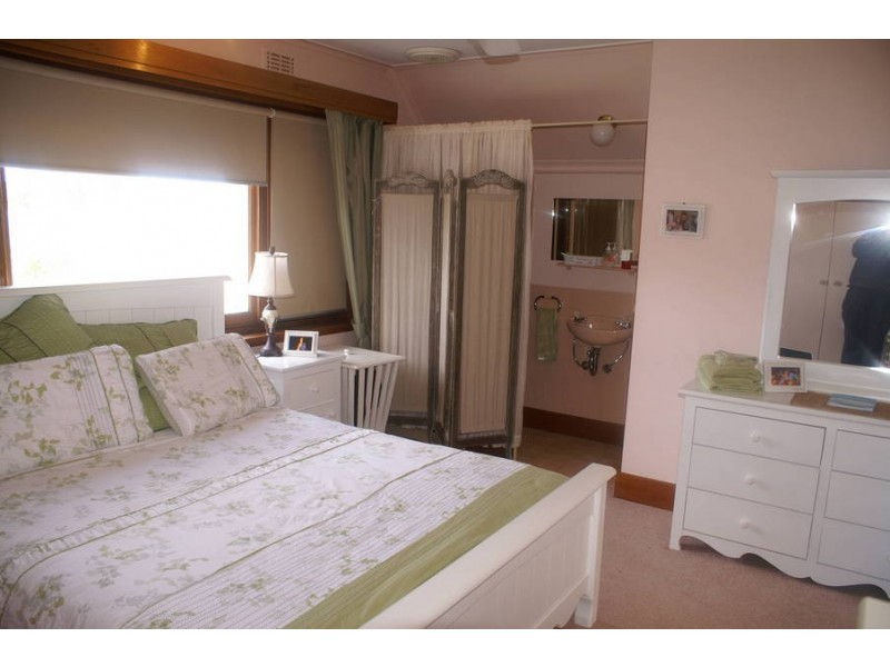 1551 Pt Nepean Road, Rosebud West VIC 3940